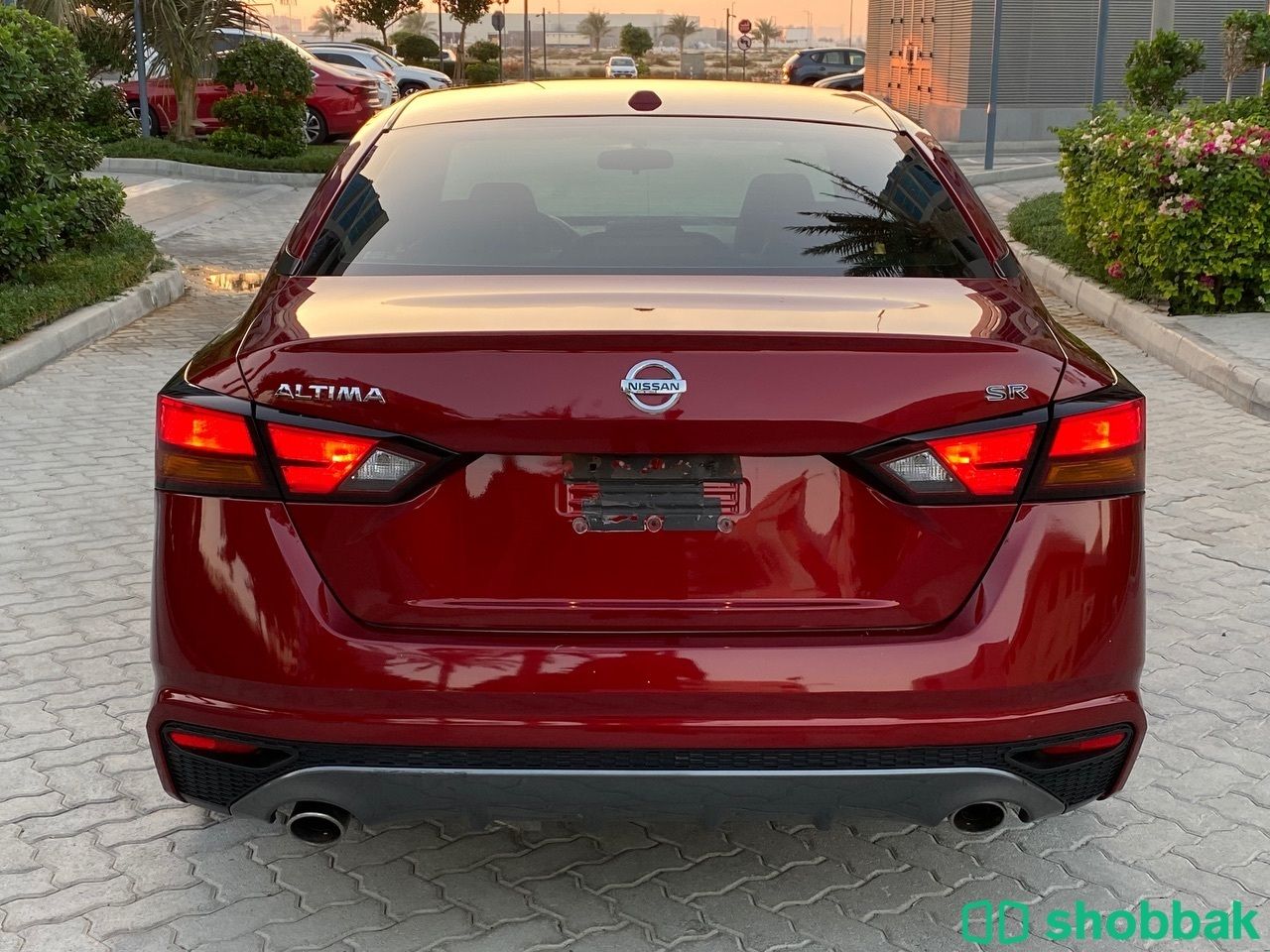 نيسان التيما 2019 SR فول ميد نايت  شباك الإمارات العربية المتحدة